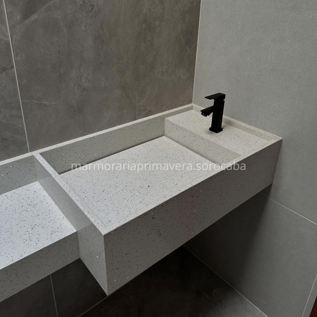 Lavatório de Bancada Monobloco em Mármore Branco