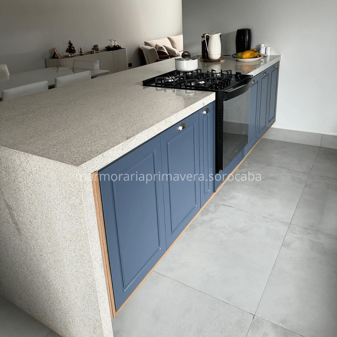 Ilha Central de Cozinha em Mármore Branco Monobloco